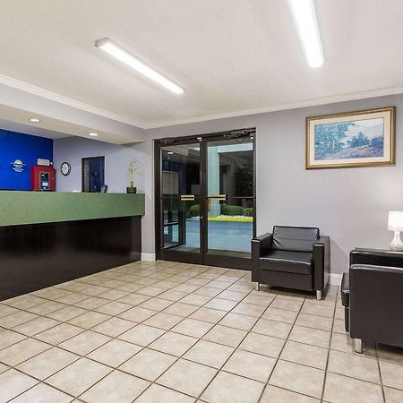 Days Inn By Wyndham Lugoff Exterior foto